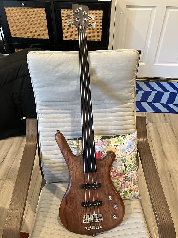 Warwick Corvette Standard Fretless Reverb