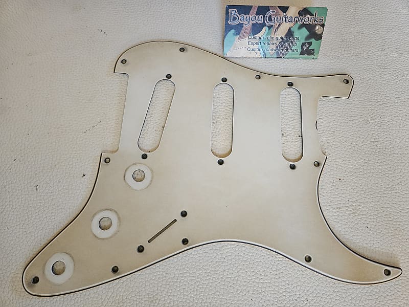 Fender Stratocaster Pickguard 3 Ply Parchment 62 Aged Relic Reverb