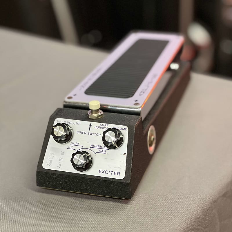 Shin Ei Exciter Hurricane Surf Siren Wah 1970 S Reverb