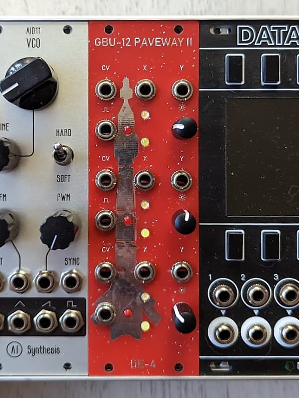 Djupviks Elektronik DE 4 GBU 12 Paveway II Reverb