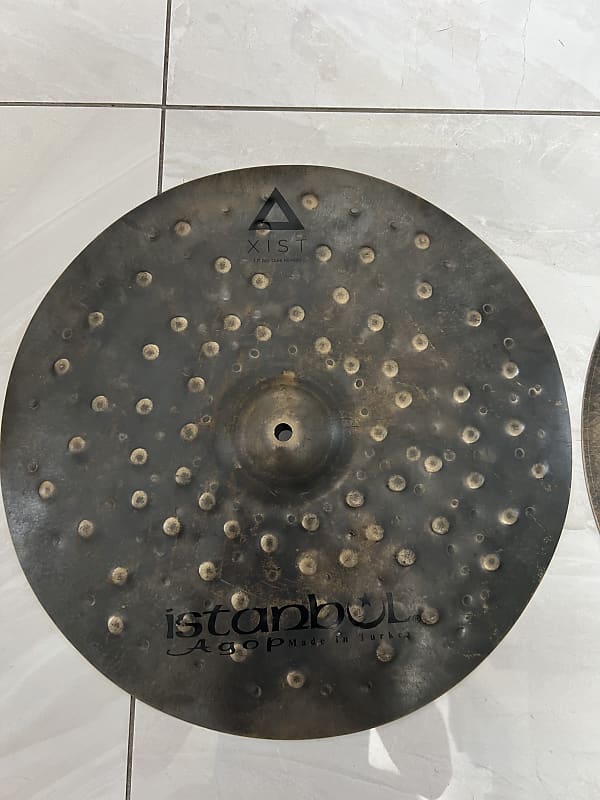 Istanbul Agop Xist Dry Dark Hi Hats Reverb