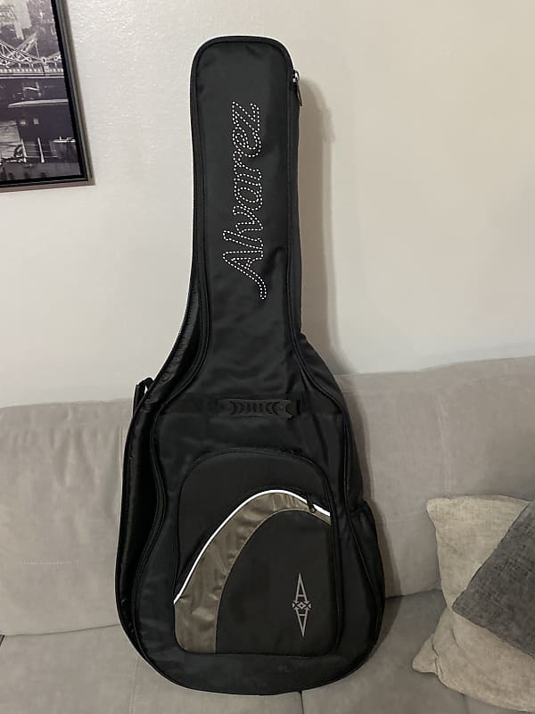 Alvarez AGB 15A Dreadnought 15mm Deluxe Acoustic Gig Bag Reverb