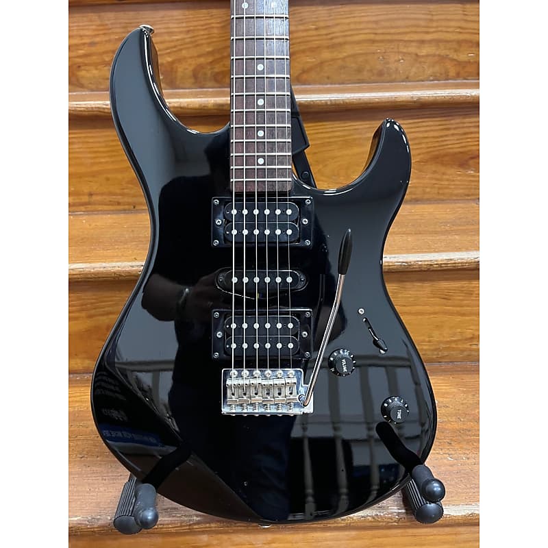 Secondhand Yamaha Erg Electric Guitar Black Reverb