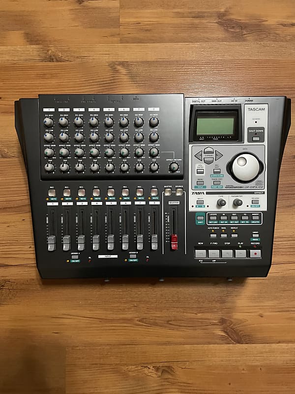 TASCAM DP 01 FX CD Early 2000 S Black Reverb