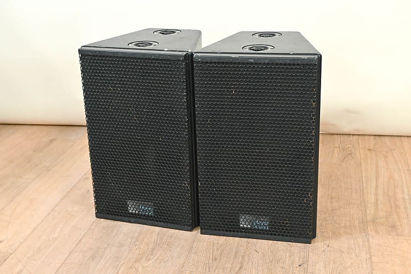 Meyer Sound Upa P Compact Wide Coverage Loudspeaker Pair Reverb