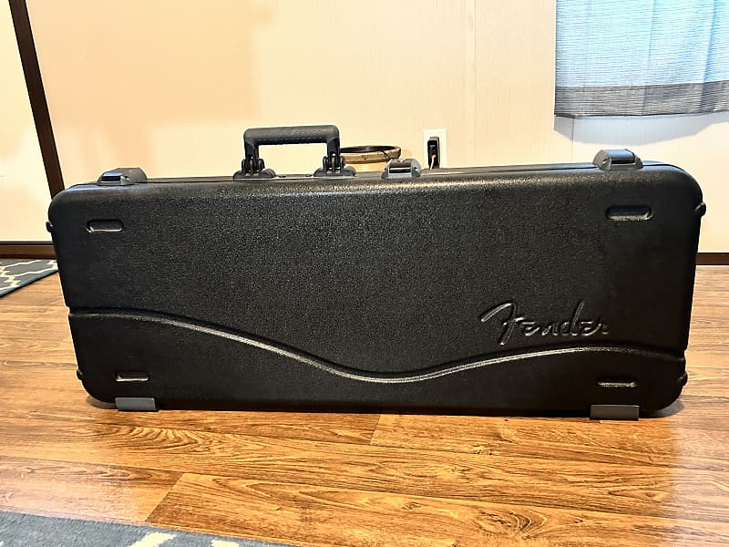 Fender Deluxe Molded Strat Tele Case Reverb