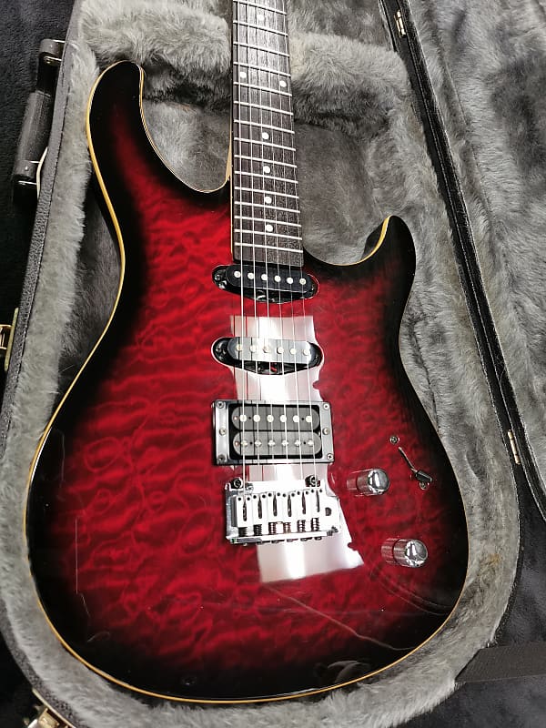 Peavey EXP Limited Series Electric Guitar Trans Red Burst W Reverb