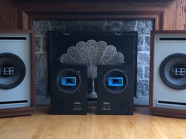 Urei 809 Time Aligned Studio Monitors Reverb