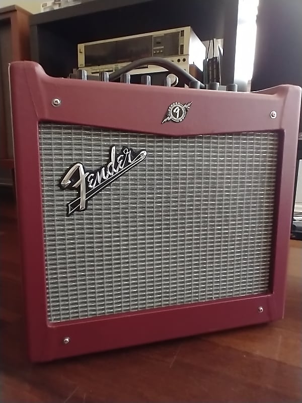 Fender Mustang 1 V 2 20W 1x8 Modeling Guitar Combo Wine Reverb