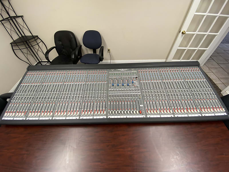 Crest Audio HP Eight 56 Channel Mixer Reverb