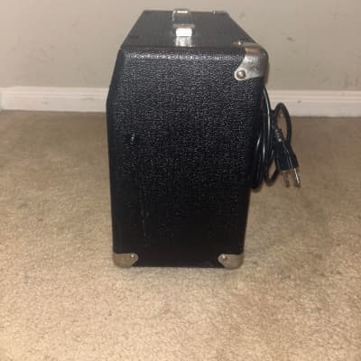 Epiphone Studio B Watt Bass Reverb