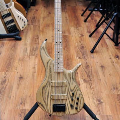 F Bass Bn Ash Reverb