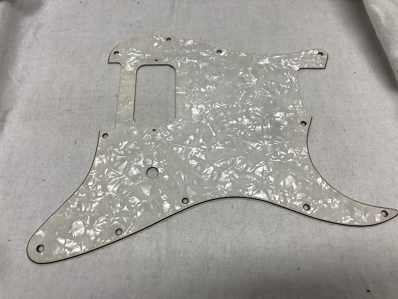 Fender Tom Delonge Strat Pickguard White Pearloid Reverb