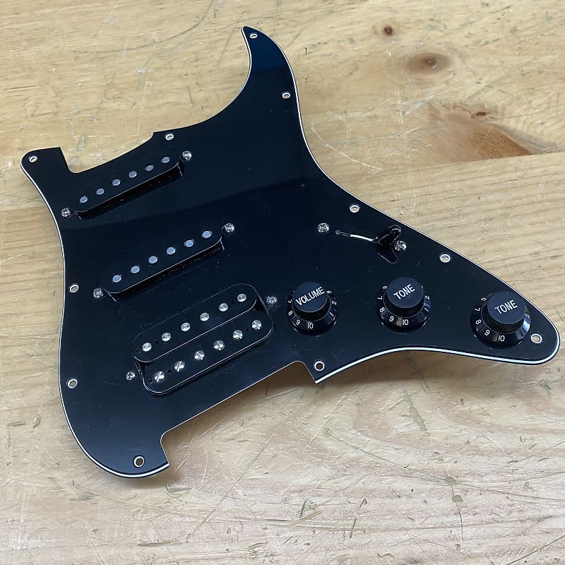 Mojotone Quiet Coil Hss Loaded Stratocaster Pickguard Reverb