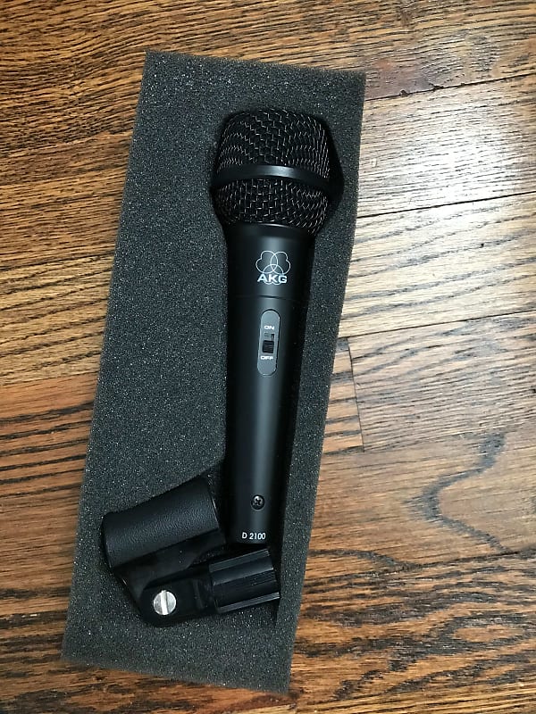 AKG D2100 Dynamic Microphone Black Reverb