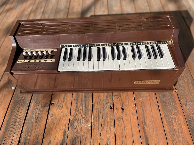 Vintage Magnus Electric Chord Organ Reverb