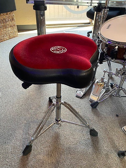 USED Roc N Soc Drum Throne RED Reverb