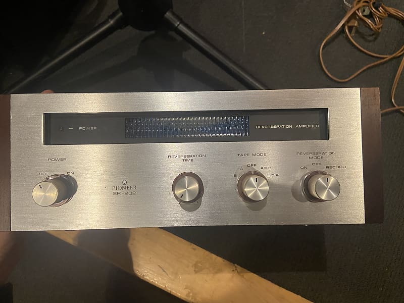 Pioneer Sr S Silver Reverb