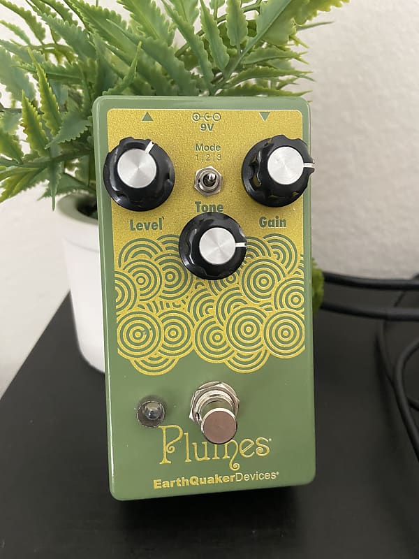 Earthquaker Devices Plumes Small Signal Shredder Overdrive Reverb