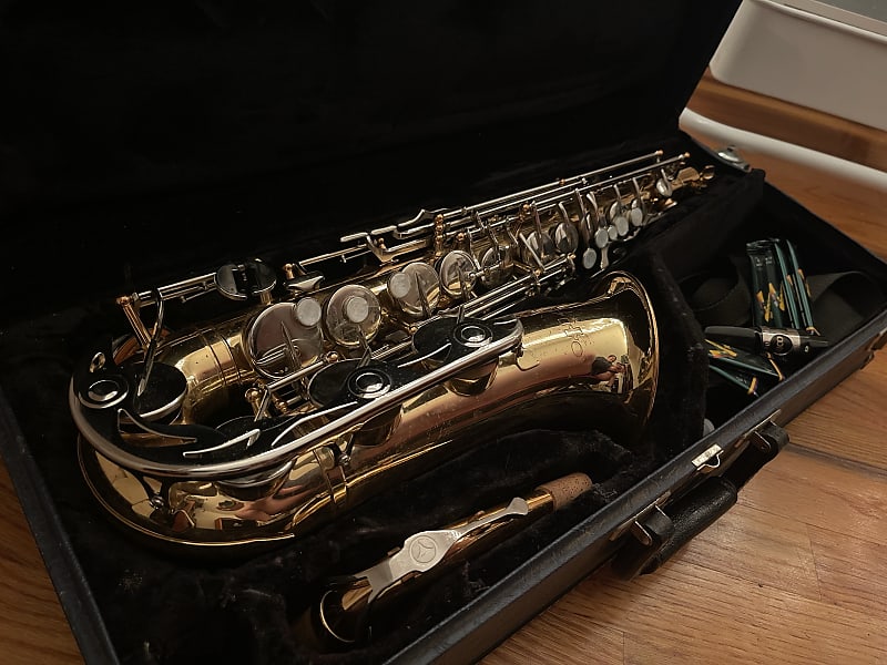 1981 Vito Alto Saxophone Reverb