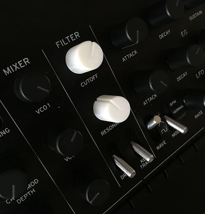 Korg Minilogue XD White Knobs 5 Reverb