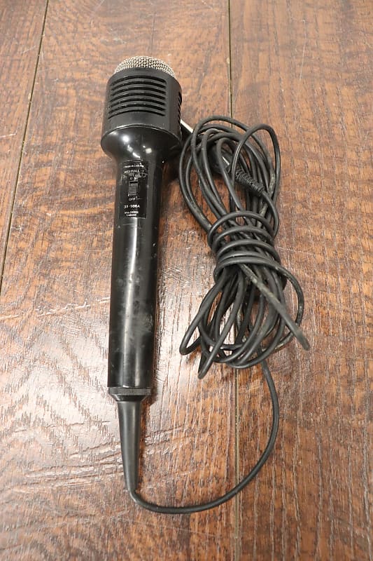 Realistic Highball Dynamic Microphone B Reverb Australia