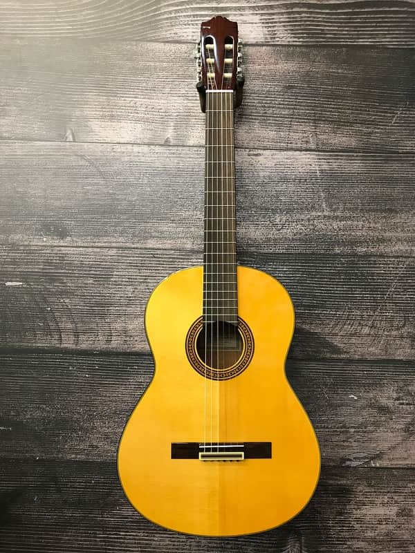 Yamaha CG131S Classical Acoustic Guitar (Springfield, NJ)