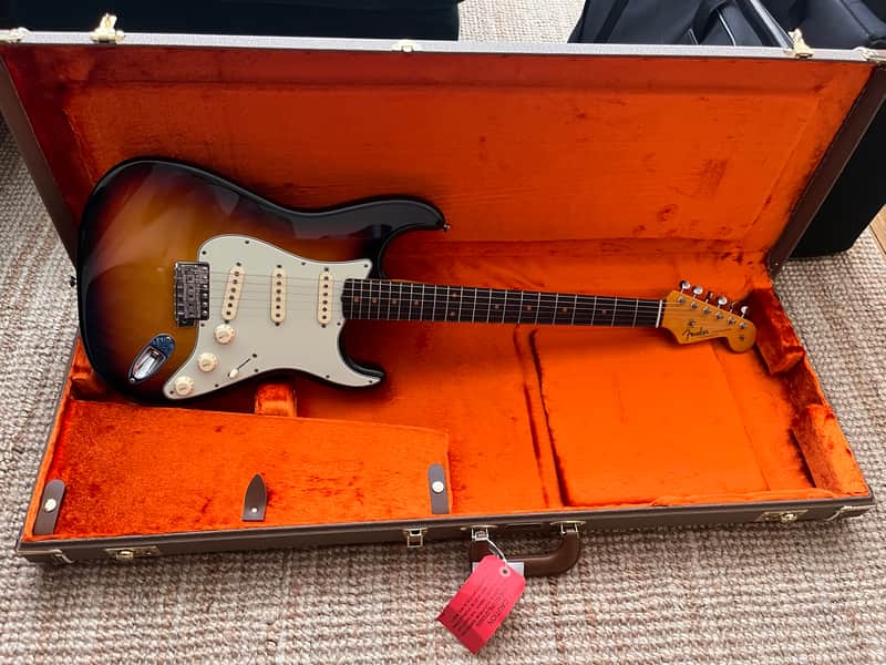 Fender American Vintage II 1961 Stratocaster image 1