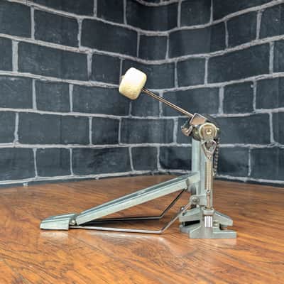 Pearl Vintage 80s Single Bass Drum Pedal – Classic Chain‑Drive Feel – Smooth Action – Road‑Ready Hardware image 6
