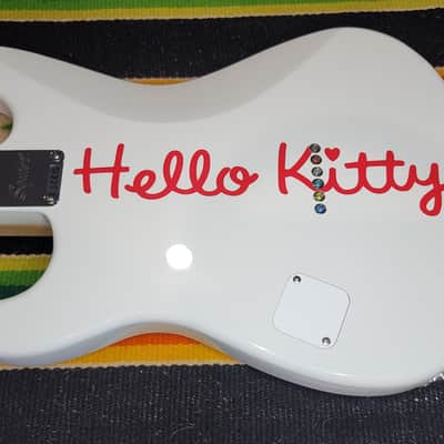 Squier Hello Kitty Stratocaster 2024 - 2025 - White image 13