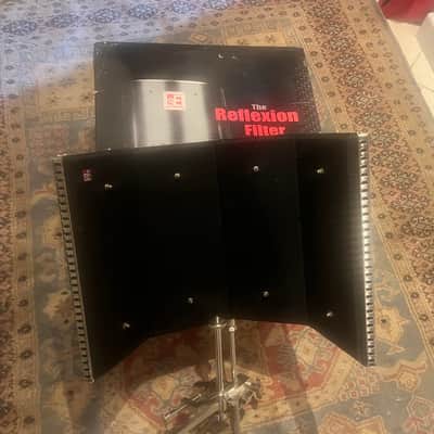 sE Electronics Reflexion Filter 2010s - Silver / Black image 2