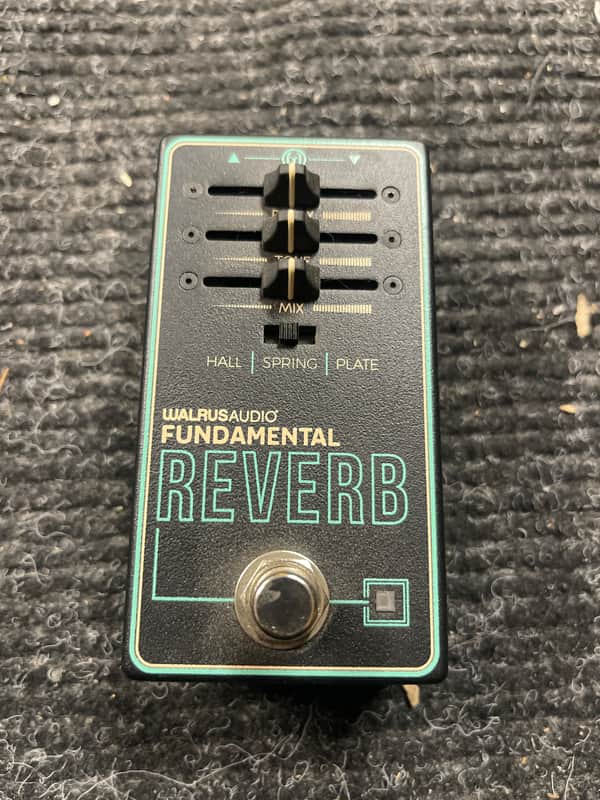 Walrus Audio Fundamental Reverb