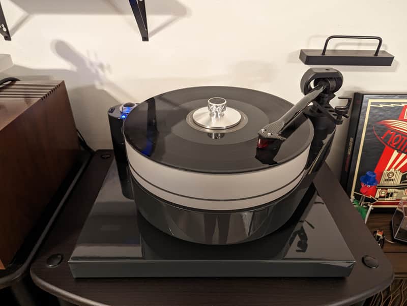 Pro-Ject RPM 10.1 Evolution HiFi Premium Turntable with Pro-Ject Base excellent condition L@@K image 1