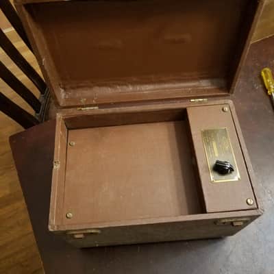 Siltronic Rare portable Tube PA Amp w/ 6" Quam AlNiCo speaker  1940s - Brown velvet image 2