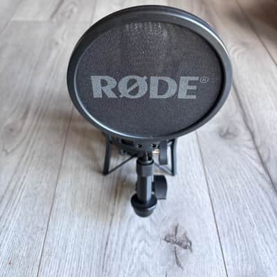 RODE NT1 Signature Cardioid Condenser Microphone 2024 - Present - White image 9