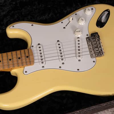 Fender CIJ "Yngwie Malmsteen" Stratocaster - Yellow White  2002-2004 image 20