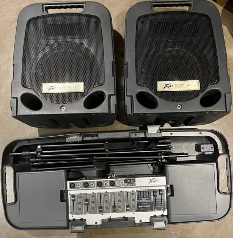 Peavey Model Escort 2000 Portable All in One PA System - 5 Channels 150 Watts image 1