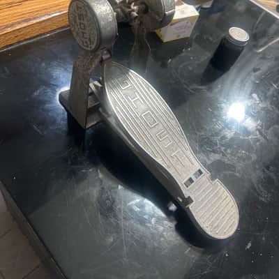 Ghost Products, Inc. Ghost Coil Spring-Action Single Bass Drum Pedal 1951 - 1975 - Silver image 2