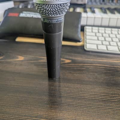 Vintage Shure SM58 Unidyne III Cardioid Dynamic Microphone - Made in USA image 4