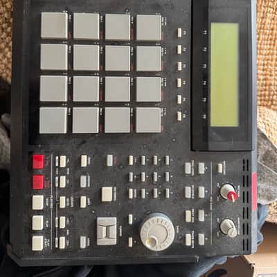 Akai MPC2500 Music Production Center 2005 - 2013 - Black image 2