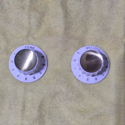 Orriginal 1960's Harmony Silvertone Kay Top Hat Knobs - White / Gold - image 4