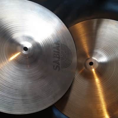 Sabian AA MEDIUM HI HAT CYMBALS 1087 G / 1465 G /  BEAUTIFUL FACTORY MATCHED PAIR image 8