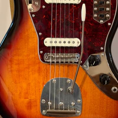 Squier Classic Vibe '70s Jaguar 2024 - 3-Tone Sunburst image 6