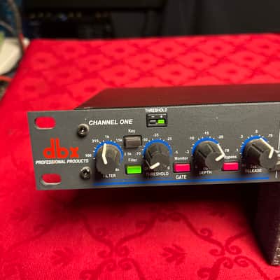 dbx 1074 Quad Gate 2010s - Black image 3
