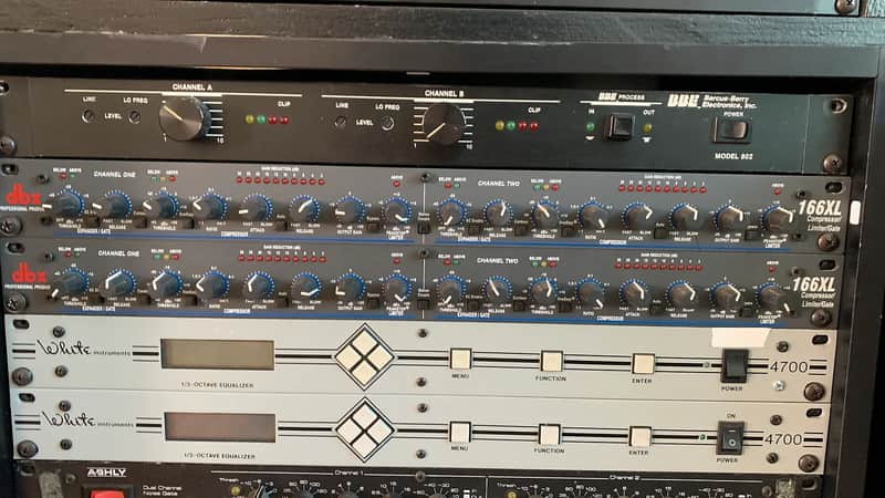 dbx 166XL Stereo Compressor / Limiter / Gate 1/2 image 1