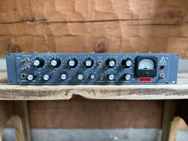 Retro Instruments Powerstrip 2010s - Gray image 1
