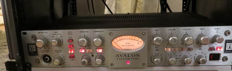 Avalon VT-737sp 2000's - Silver image 1
