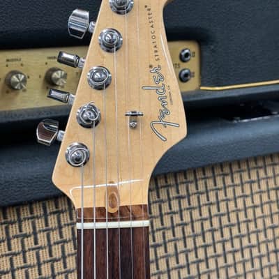 Fender American Professional Stratocaster with Rosewood Fretboard 2017 - Black image 3