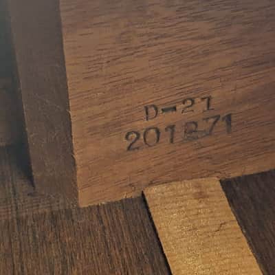 Martin D-21 1965 Acoustic Guitar – Rare Dreadnought Legend with Unmistakable Martin Sound image 15