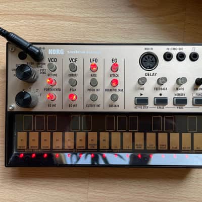 Korg Volca Keys Analog Loop Synthesizer 2013 - Present - Gold/Black